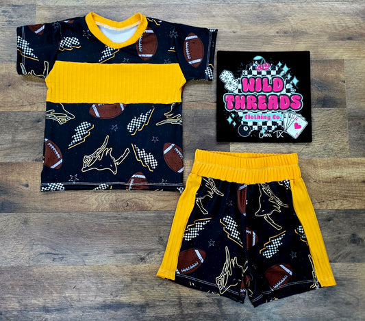 Lobo Colorblock Tee & Shorts